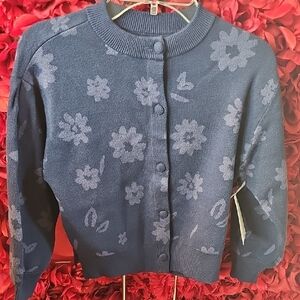 Free Assembly NWT Girls Floral Blue Sweater Size Small 6/6X